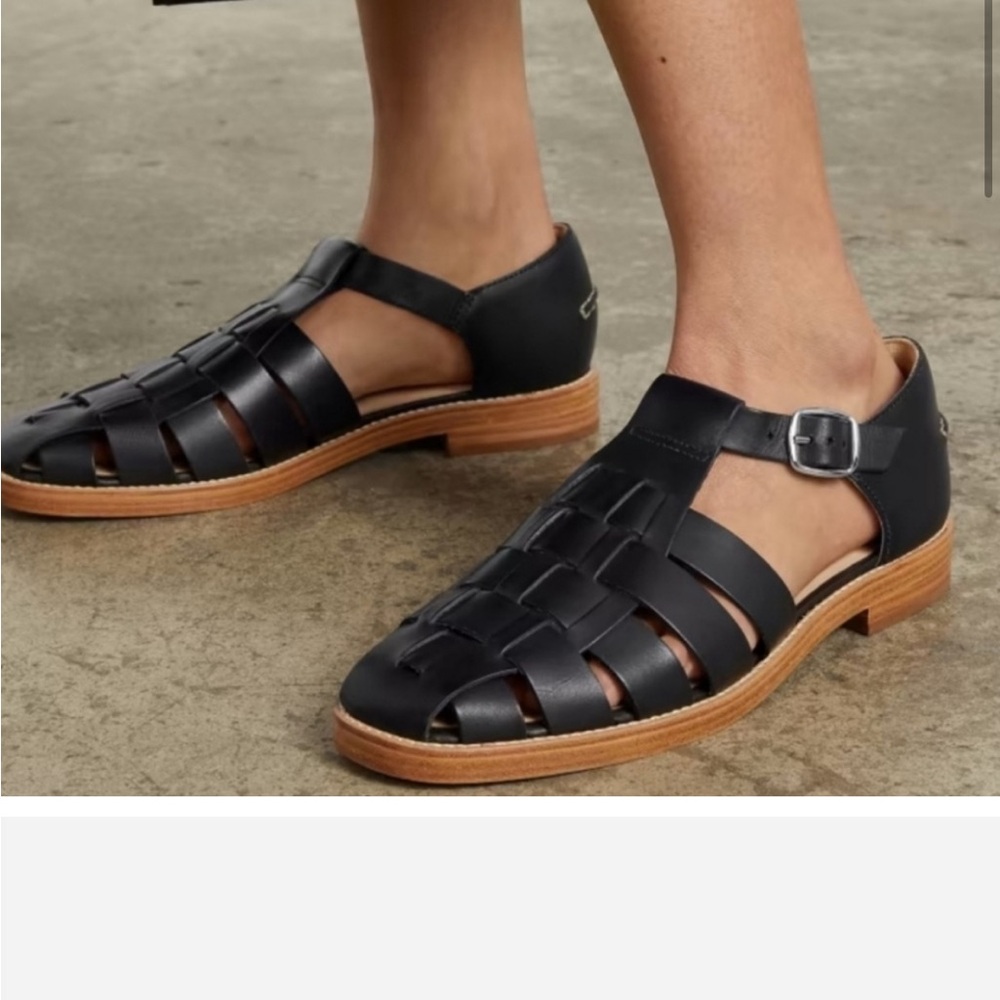 Everlane Black Fisherman Sandals